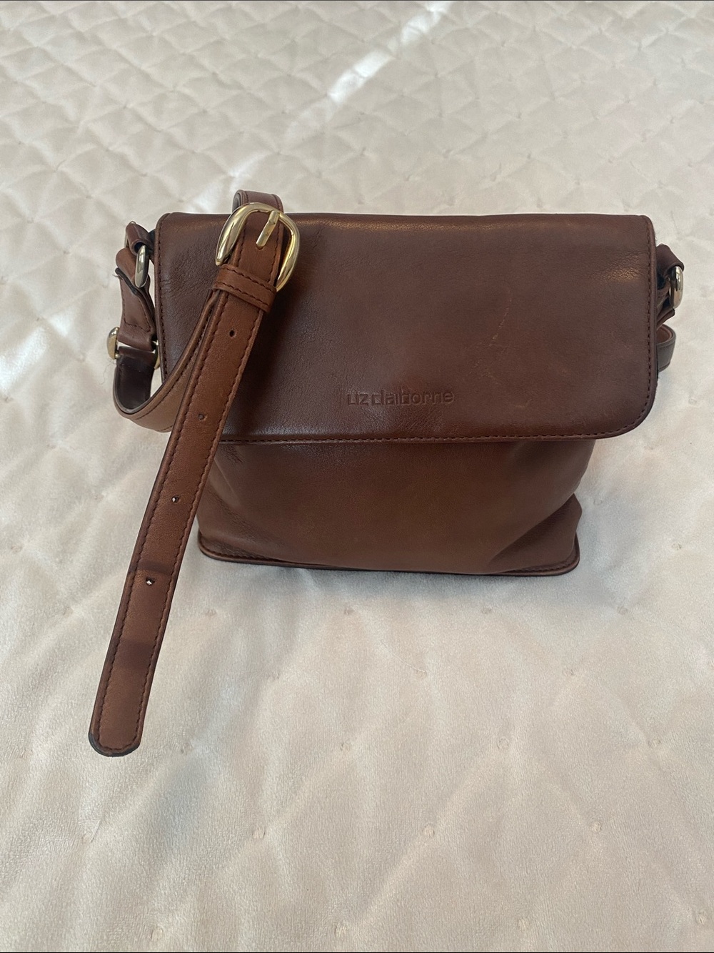 Vintage Liz claiborne small brown crossbody purse .